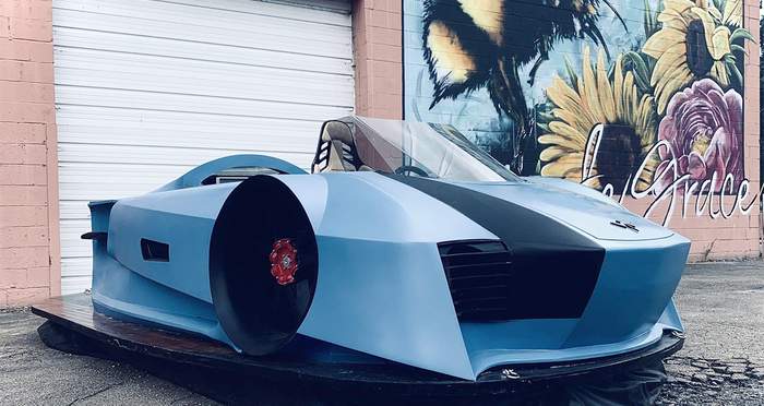 Просто фантастика. Дивіться, як виглядають автомобілі-амфібії, які вже надійшли у продаж